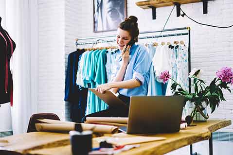 How to Close Sales With Help From Your Apparel Supplier