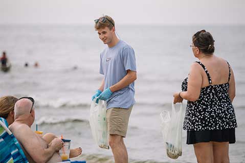 College Student Builds Sustainable Apparel Brand