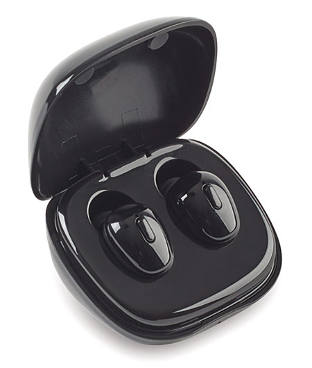 bluetooth earbuds in case
