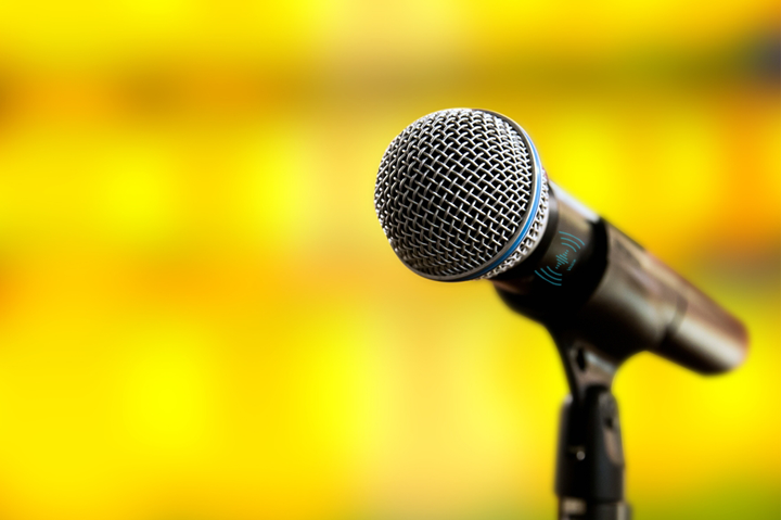 6 Tips To Curb Public Speaking Anxiety