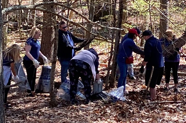 The Bright Side: Charles River Apparel Sponsors Cleanup