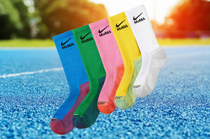 Moma nike socks online