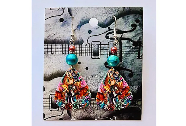 guitar pick earrings